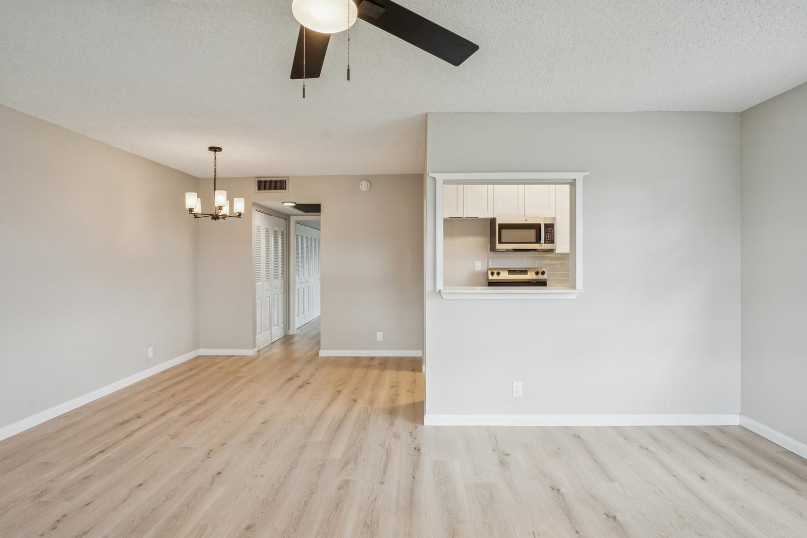 244 Camden J, West Palm Beach, FL 33417 photo 7