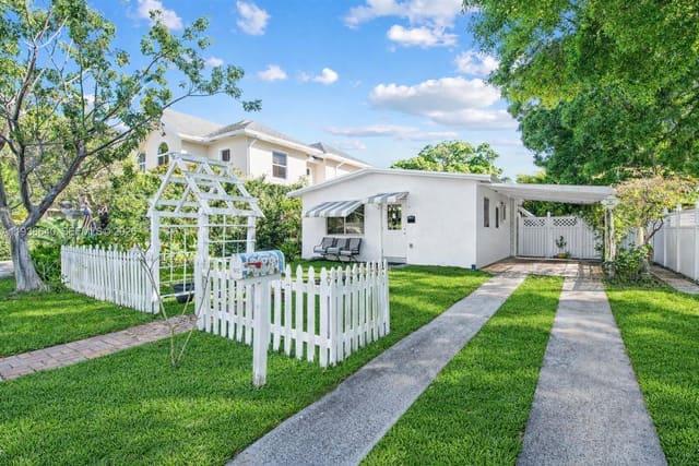 1412 NE 17th Street, sold in Allenwood Add No 2, Fort Lauderdale, FL