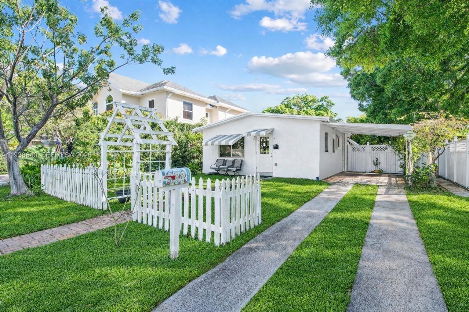 1412 NE 17th Street, Fort Lauderdale, FL 33305