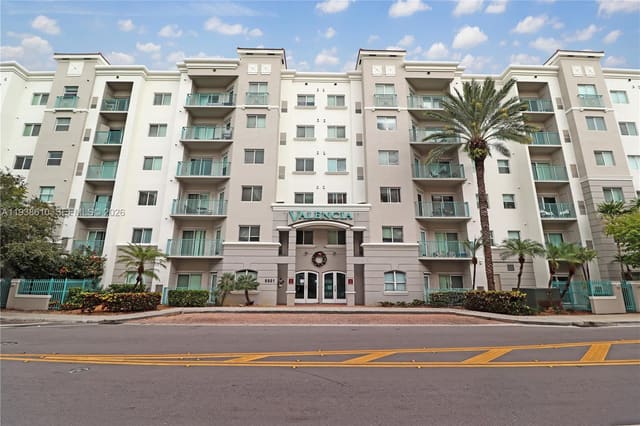 6001 SW 70th Street 249, South Miami, FL 33143