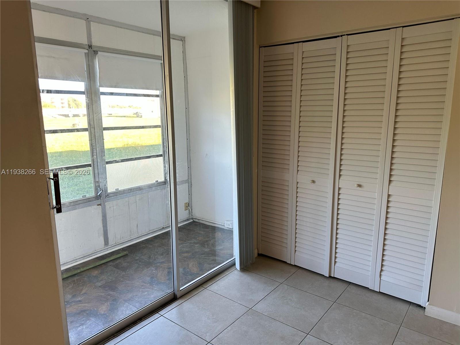 8851 Sunrise Lakes Boulevard 112, Sunrise, FL 33322, Sunrise