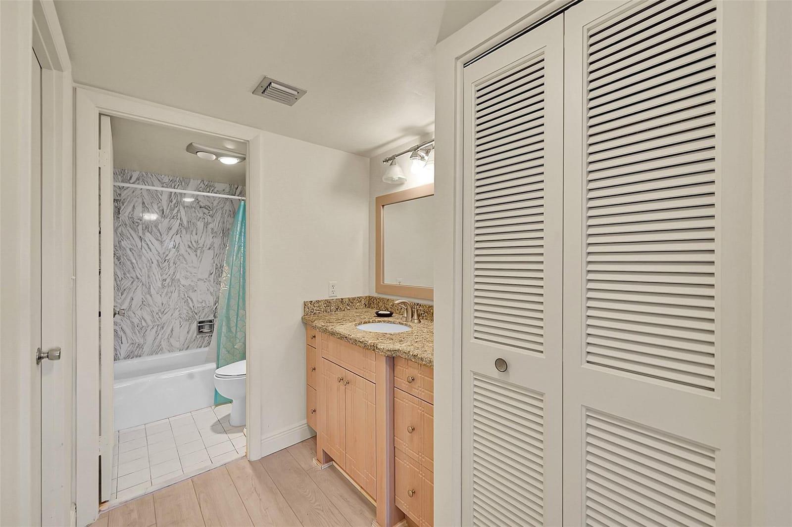 10777 W Sample Road 408 — photo 8