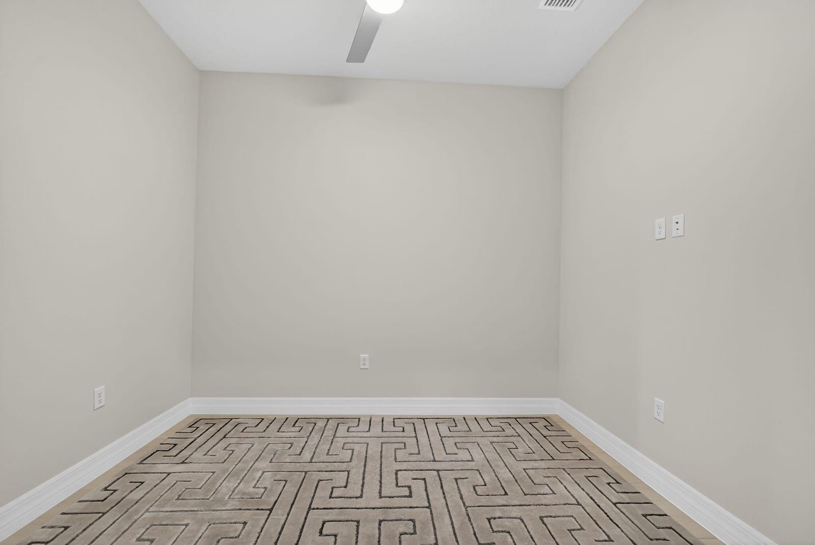 9218 Balsamo Drive — photo 12