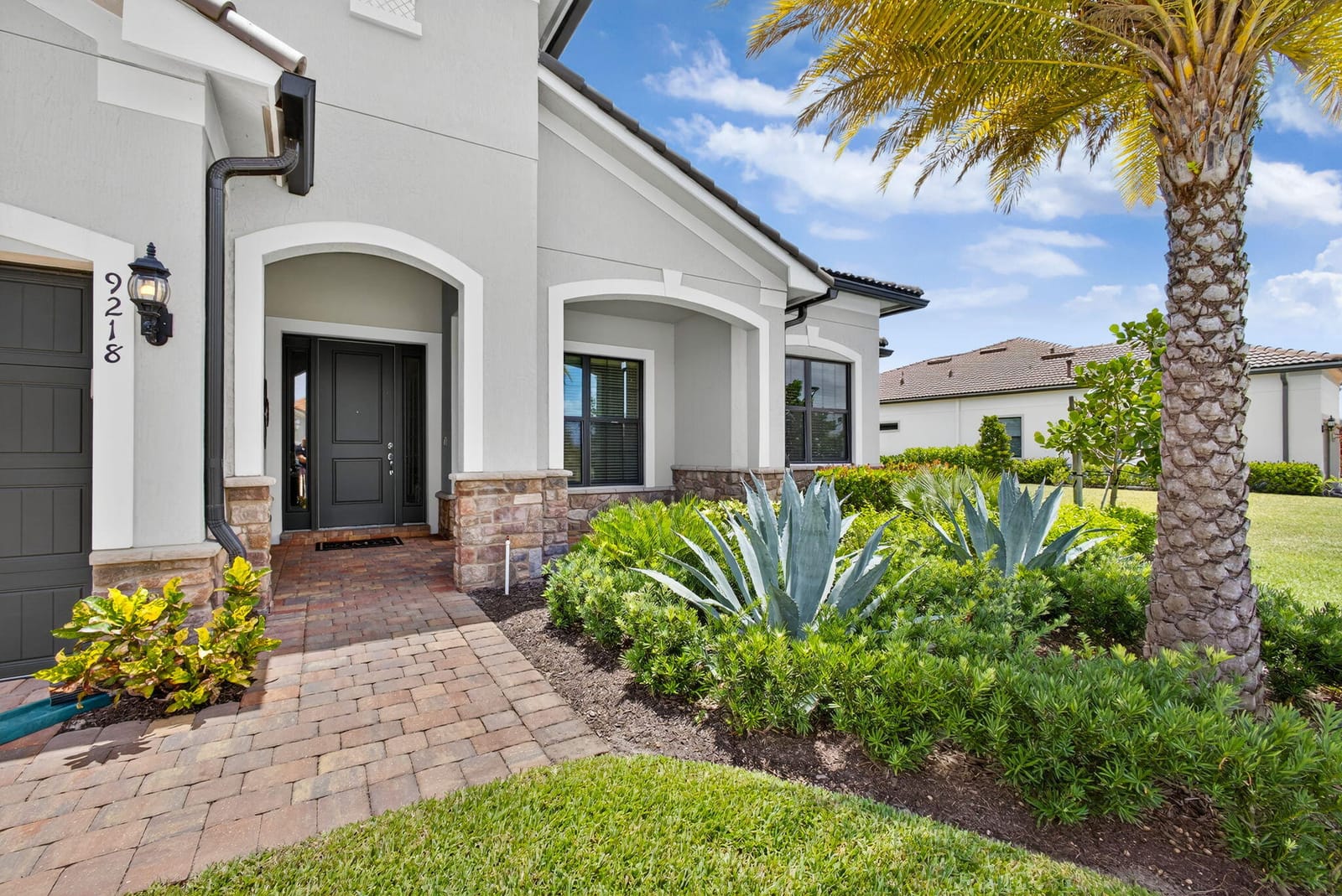 9218 Balsamo Drive — photo 4
