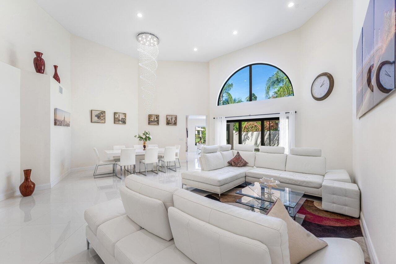 23419 Mirabella Circle S — photo 11