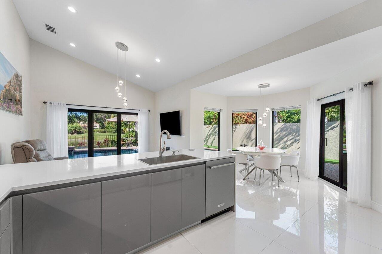 23419 Mirabella Circle S, Boca Raton, FL 33433 photo 18
