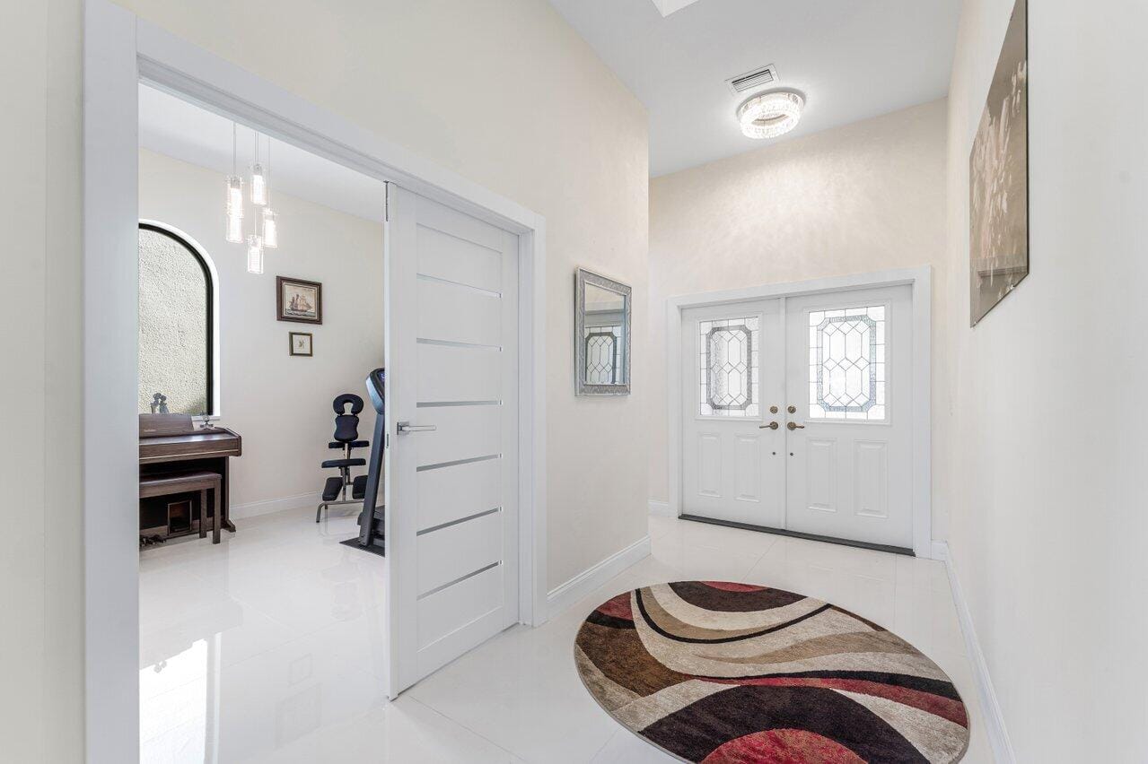 23419 Mirabella Circle S — photo 3