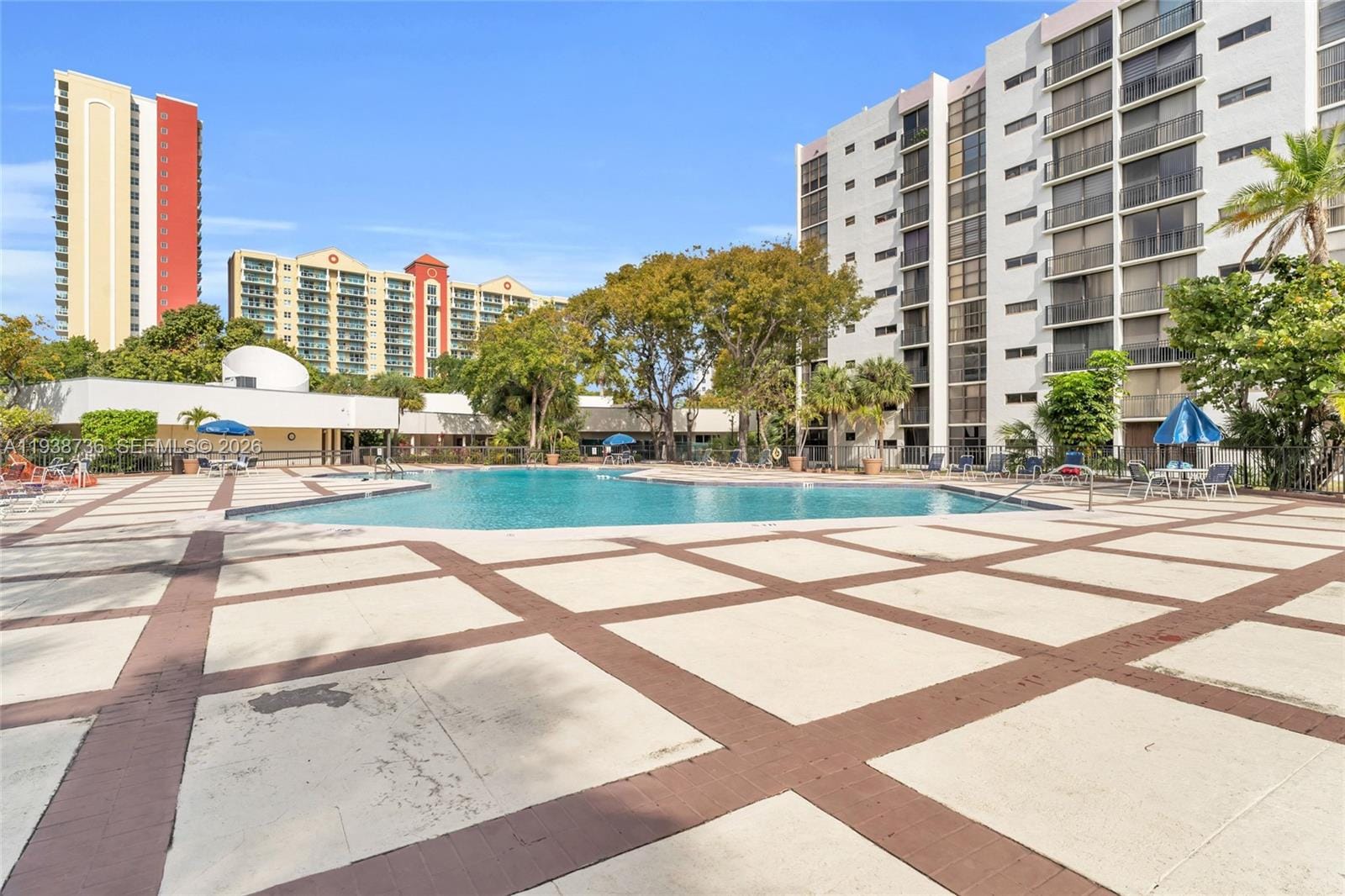 16919 N Bay Road 118, Sunny Isles Beach, FL 33160 photo 14