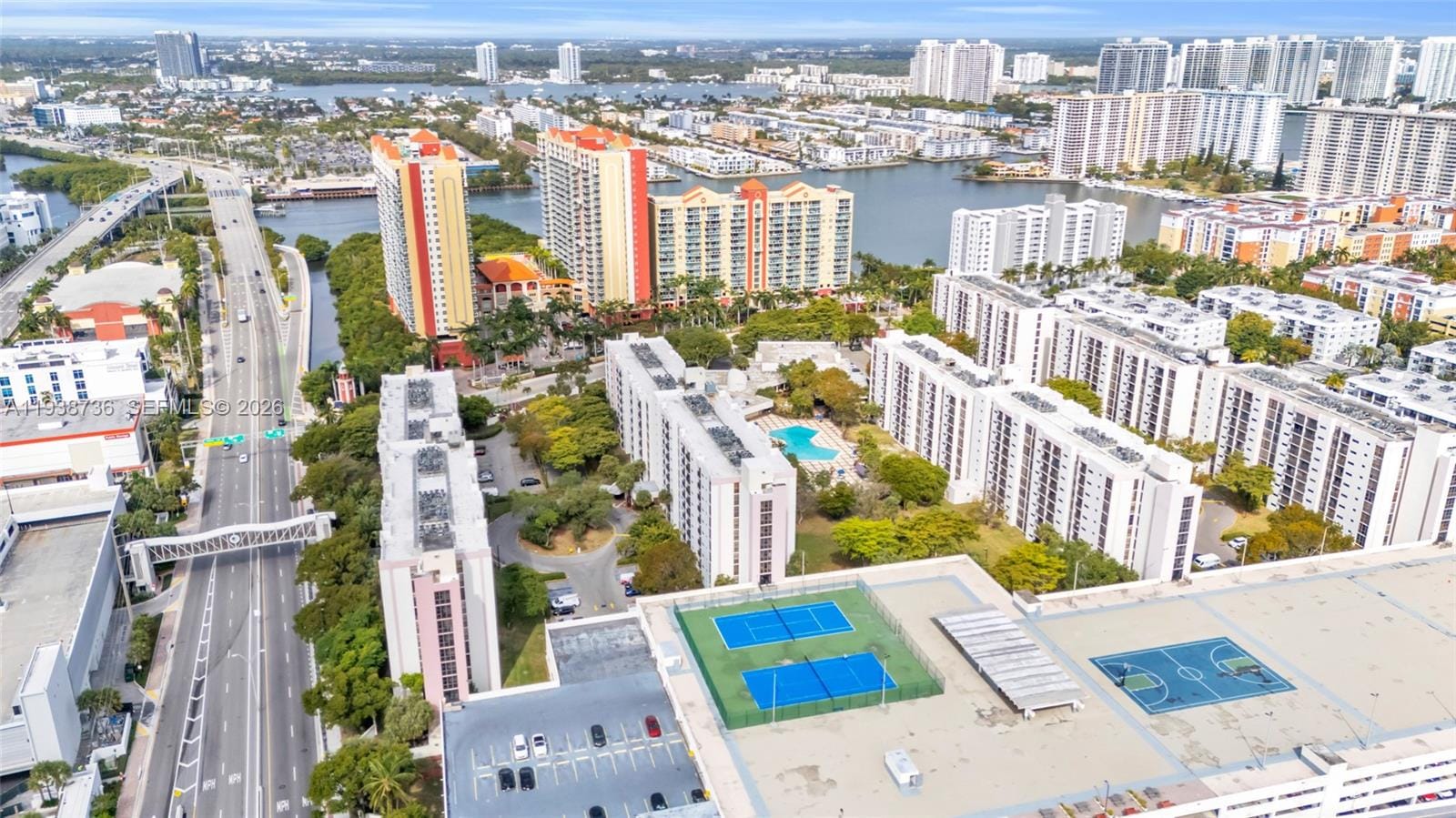 16919 N Bay Road 118, Sunny Isles Beach, FL 33160 photo 16