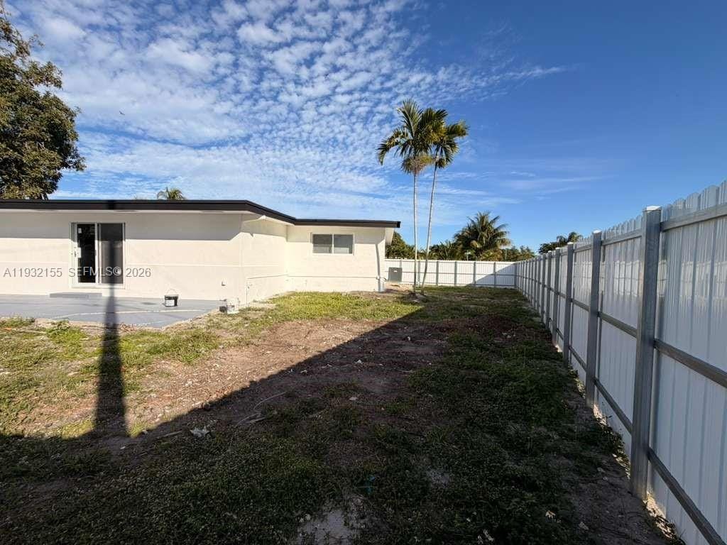19800 NW Miami Court, Miami Gardens, FL 33169 photo 6