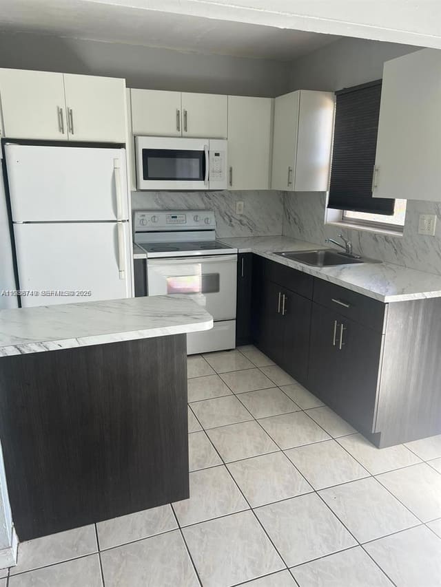 7505 SW 82nd Street 314, Dadeland Park, Miami, FL