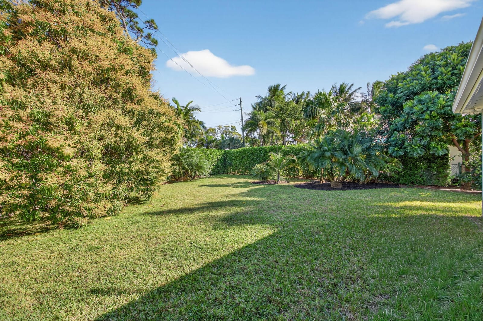 425 SW 10th Street, Pompano Beach, FL 33060 photo 11