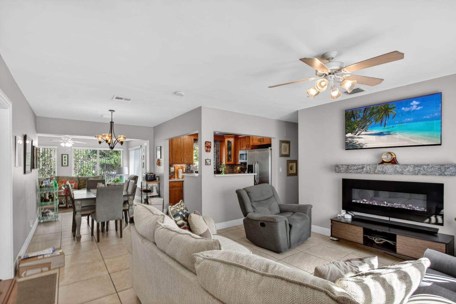 425 SW 10th Street, Pompano Beach, FL 33060 photo 16