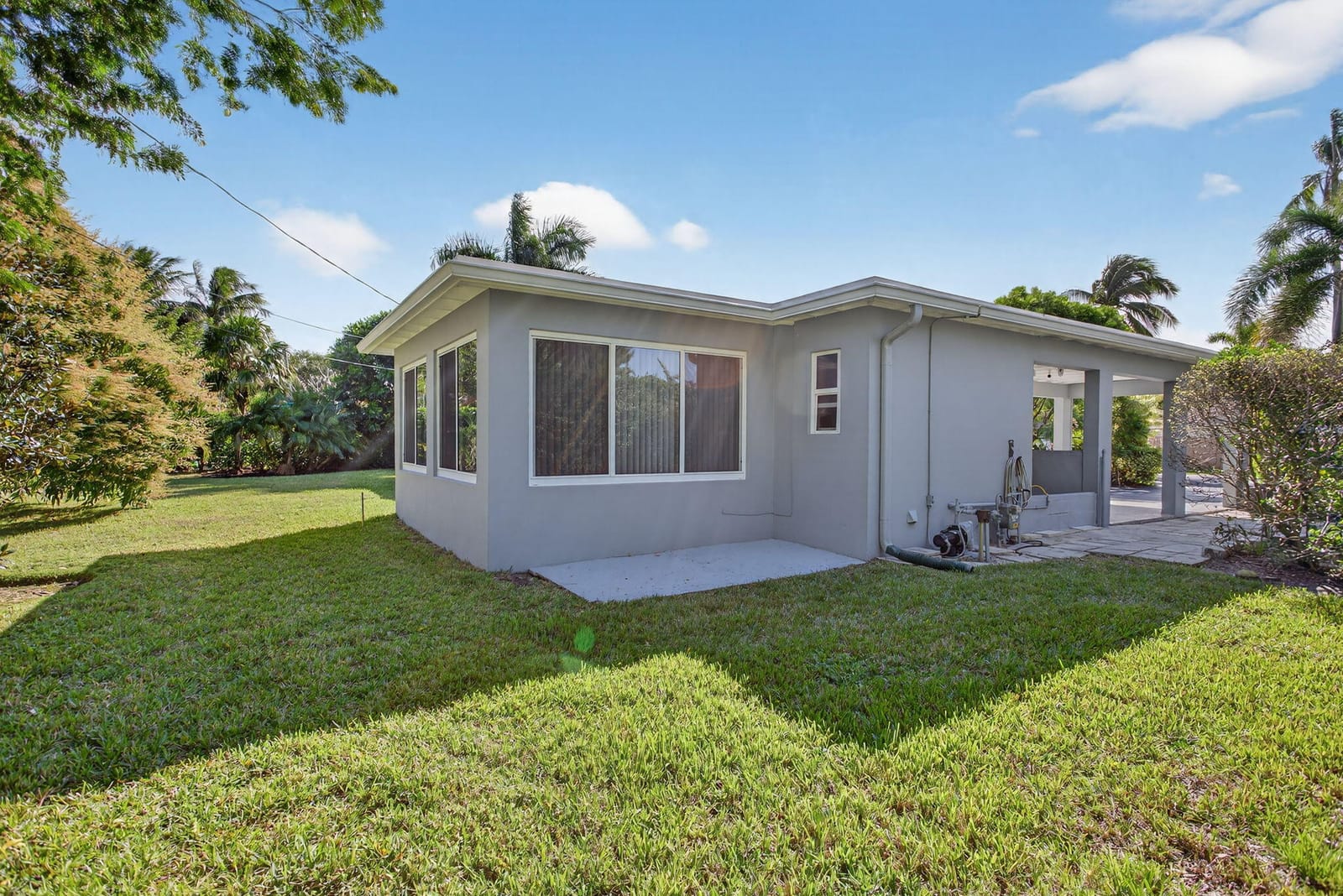 425 SW 10th Street, Pompano Beach, FL 33060 photo 8