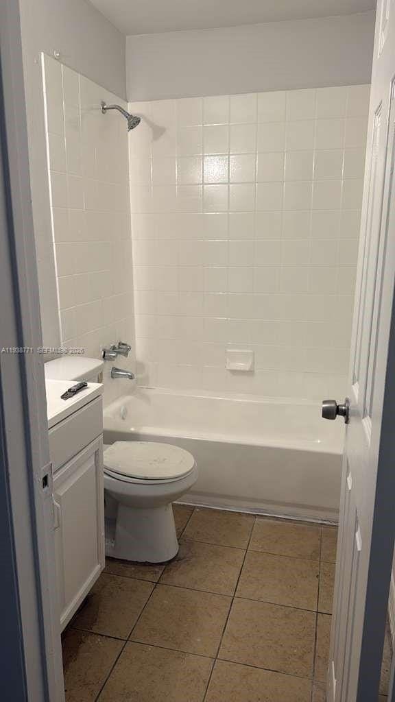 4160 NW 21st Street 223D — photo 7