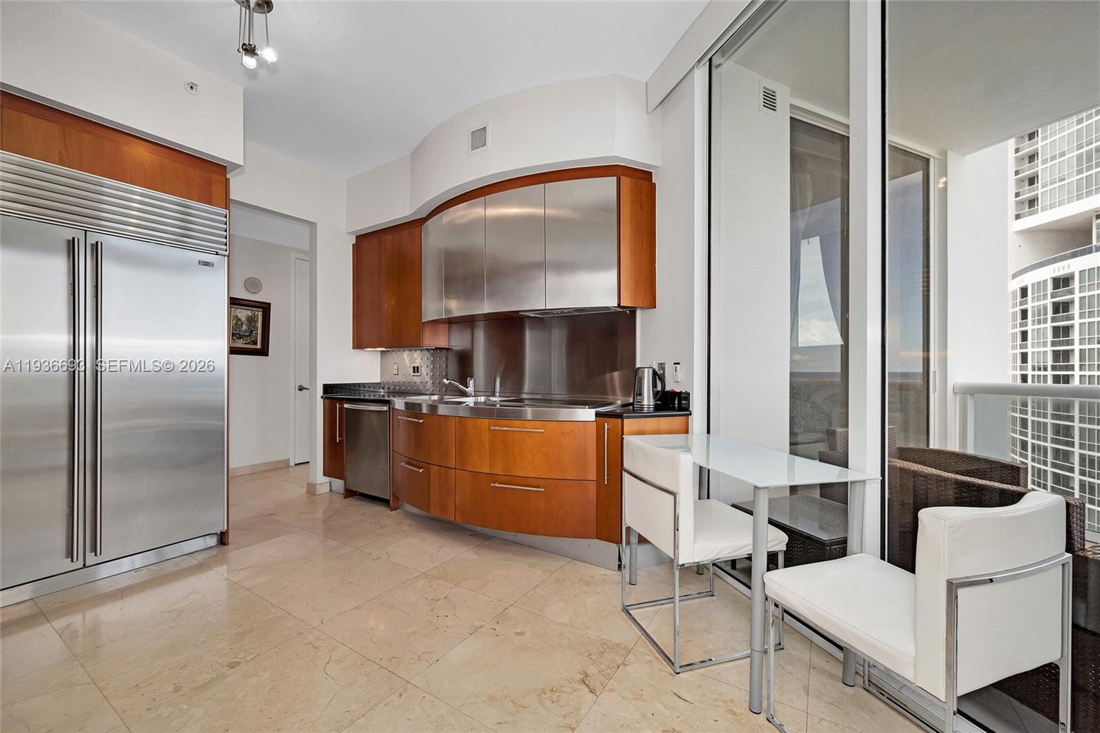 18101 Collins Avenue 1609 — photo 7
