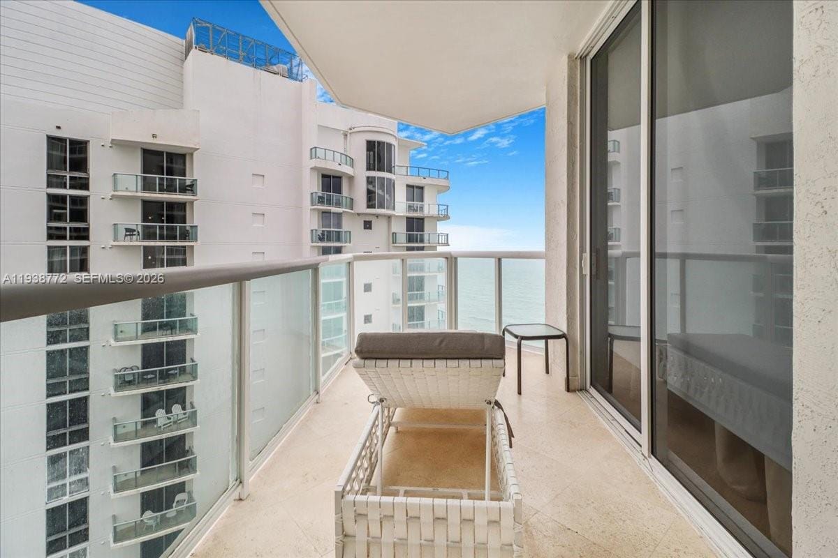 18671 Collins Avenue 2404, Sunny Isles Beach, FL 33160 photo 24