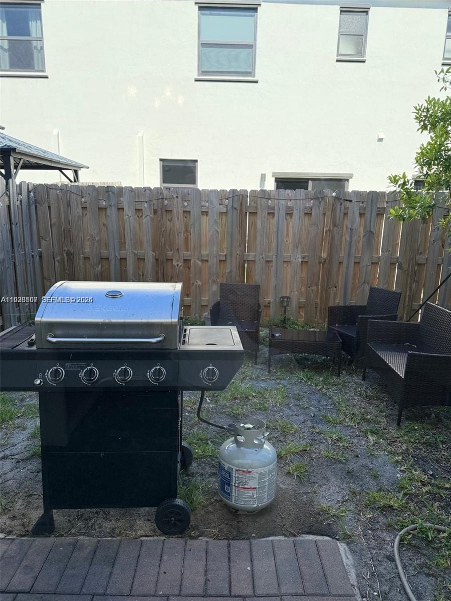 21441 NE 3rd Place, Miami, FL 33179 photo 6
