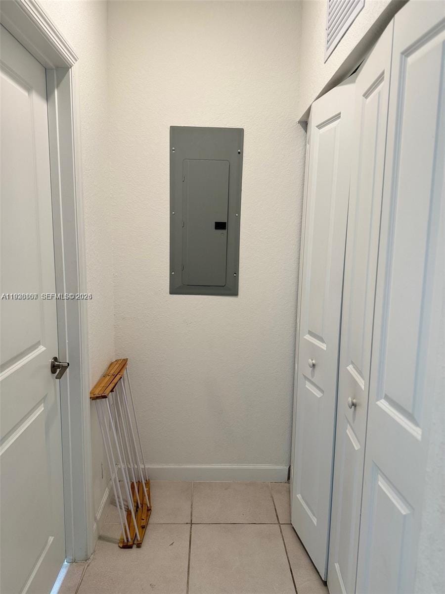 21441 NE 3rd Place, Miami, FL 33179 photo 9