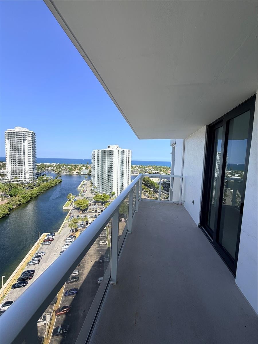 3701 N Country Club Drive 1901, Aventura, FL 33180 photo 23