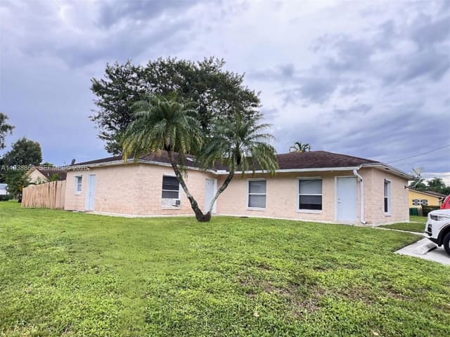 4865-4867 SW 65th Way #AC, sold in Palm Garden Park, Davie, FL