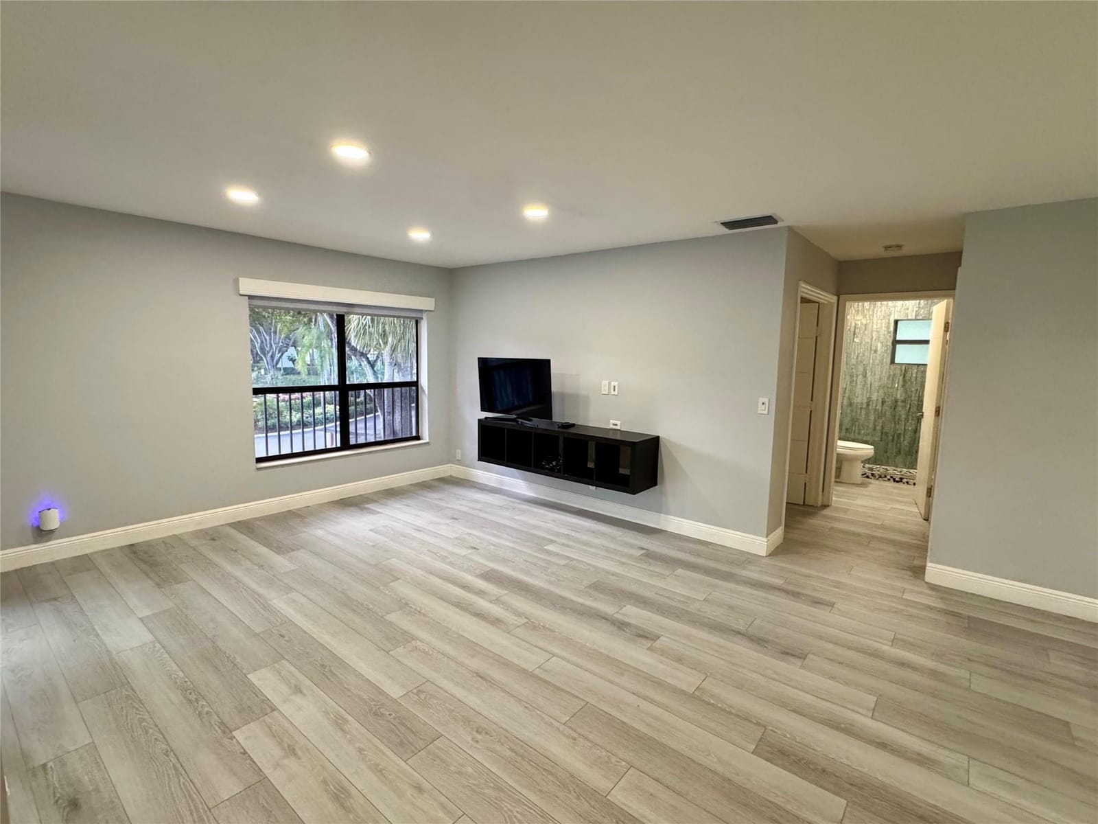 4174 Carambola Circle 4174 — photo 3
