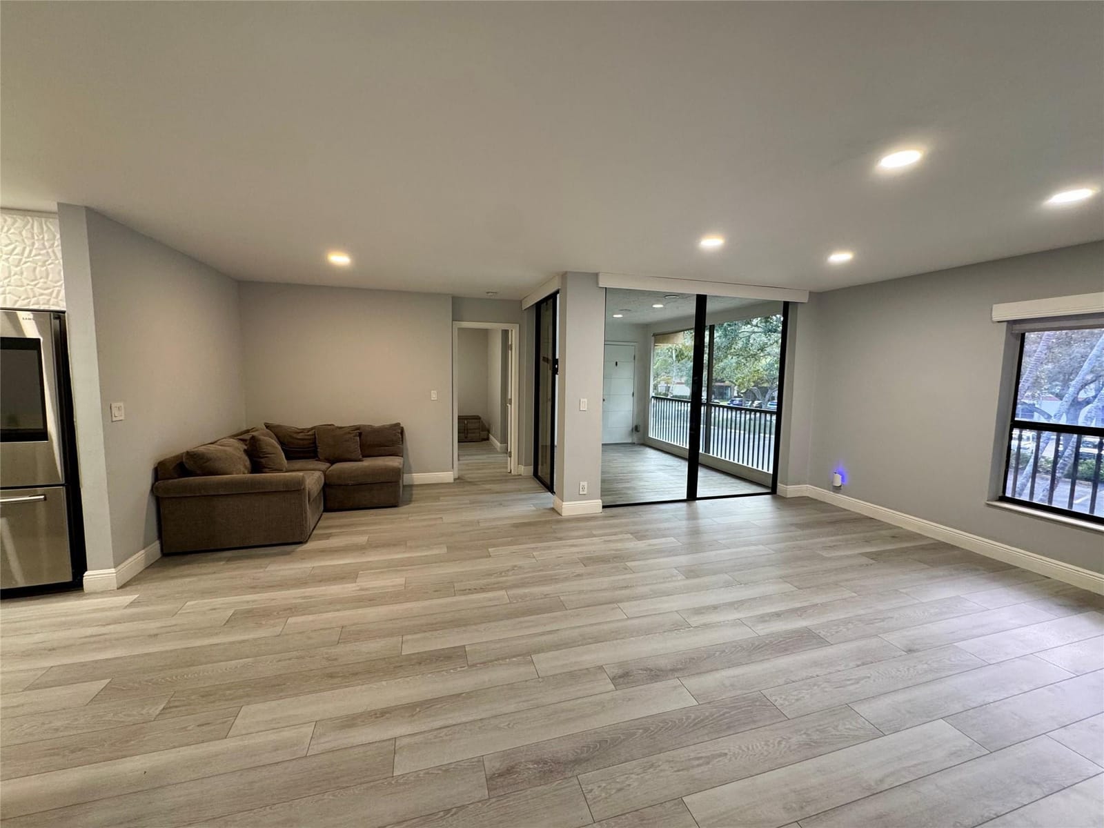 4174 Carambola Circle 4174 — photo 7