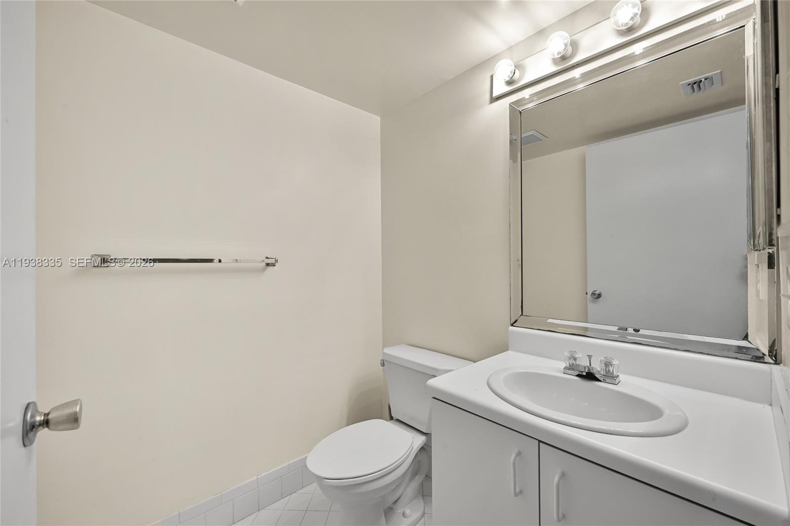 701 SW 142nd Avenue 104S — photo 12
