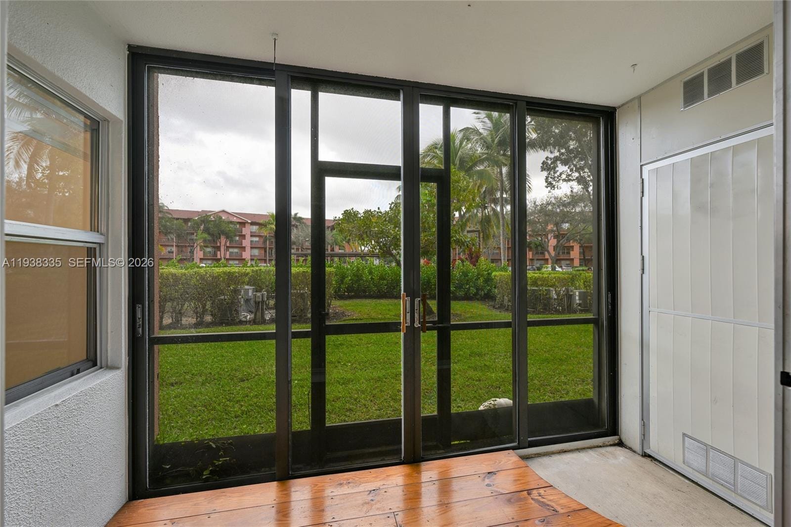 701 SW 142nd Avenue 104S, Pembroke Pines, FL 33027 photo 13