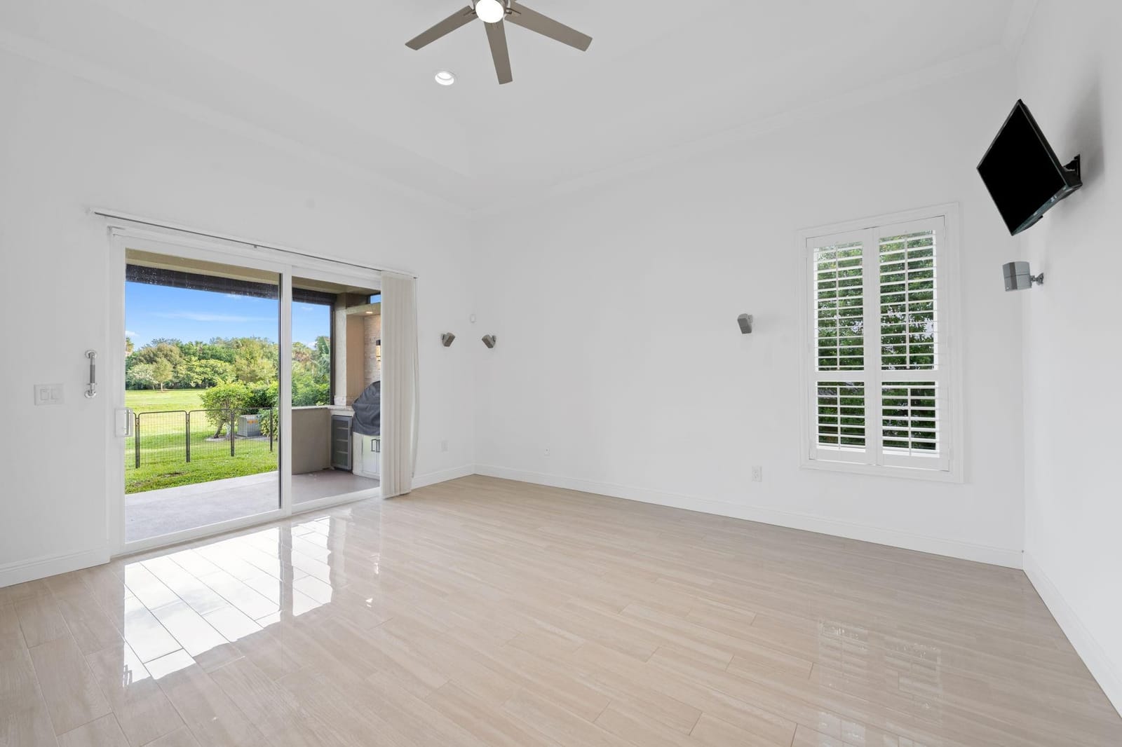 2920 Oak Tree Drive, Oakland Park, FL 33309 photo 20