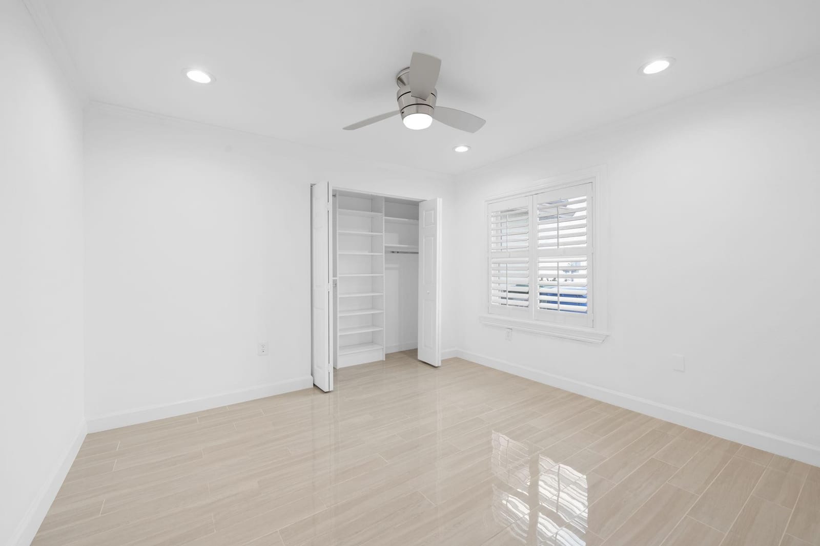 2920 Oak Tree Drive, Oakland Park, FL 33309 photo 28