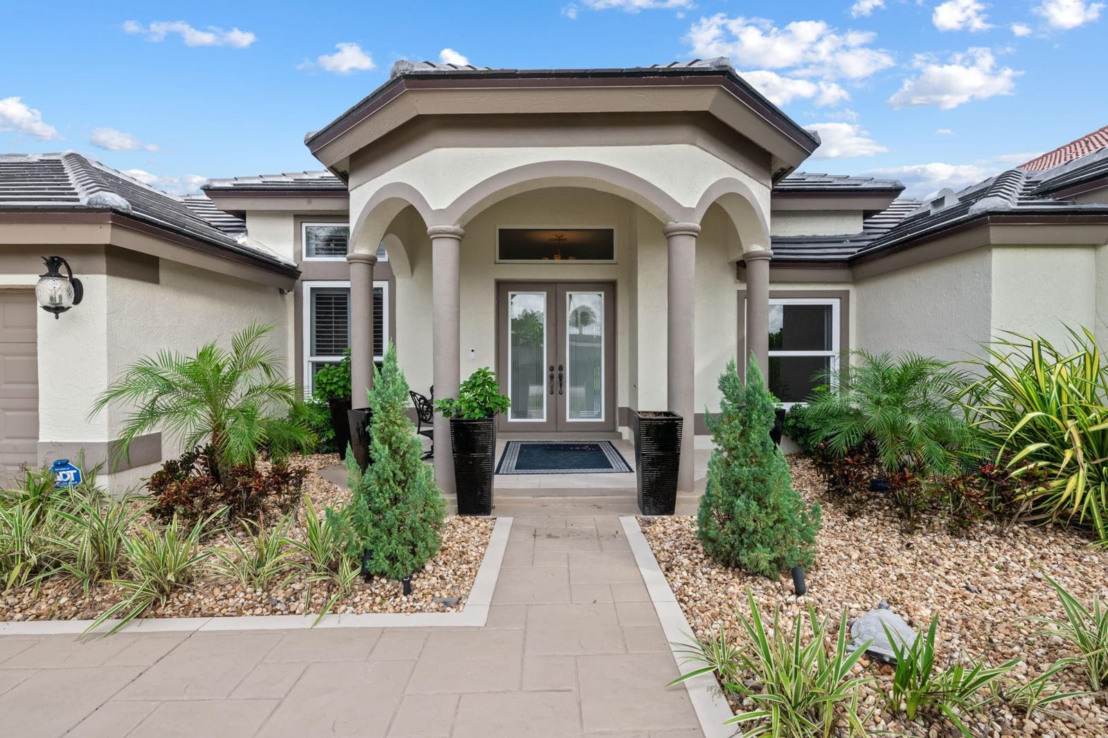 2920 Oak Tree Drive — photo 6