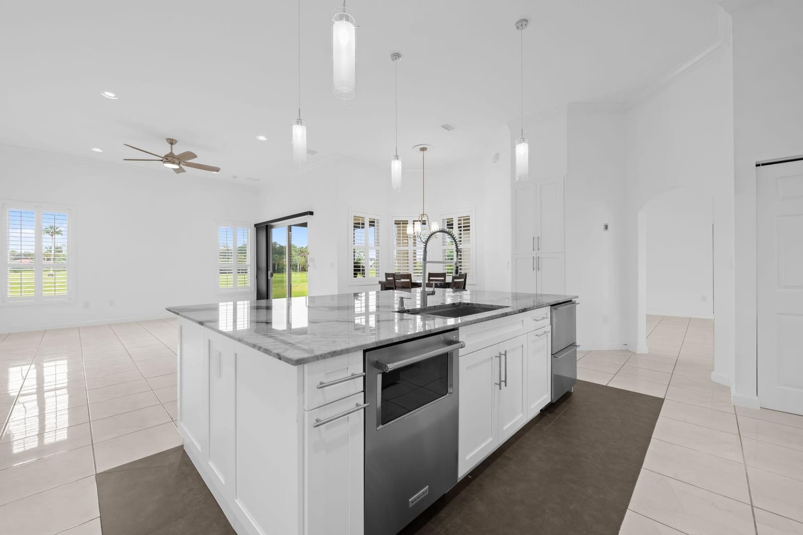 2920 Oak Tree Drive — photo 8