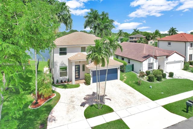 5885 SW 102nd Avenue, Cooper City, FL 33328