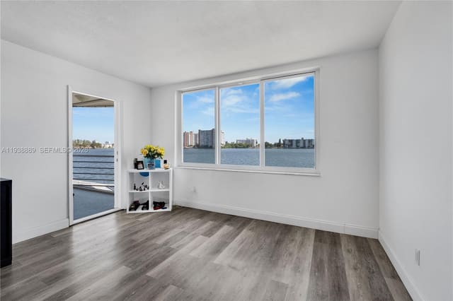 1140 NE 191st Street 24, sold in Riviera Condominium Apts, Miami, FL