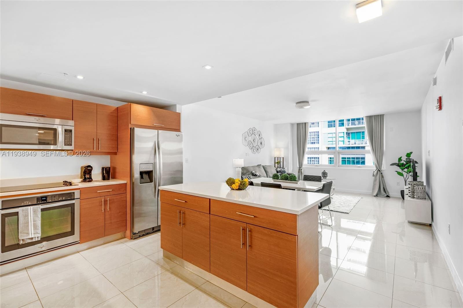 3250 NE 1st Avenue 603 — photo 6