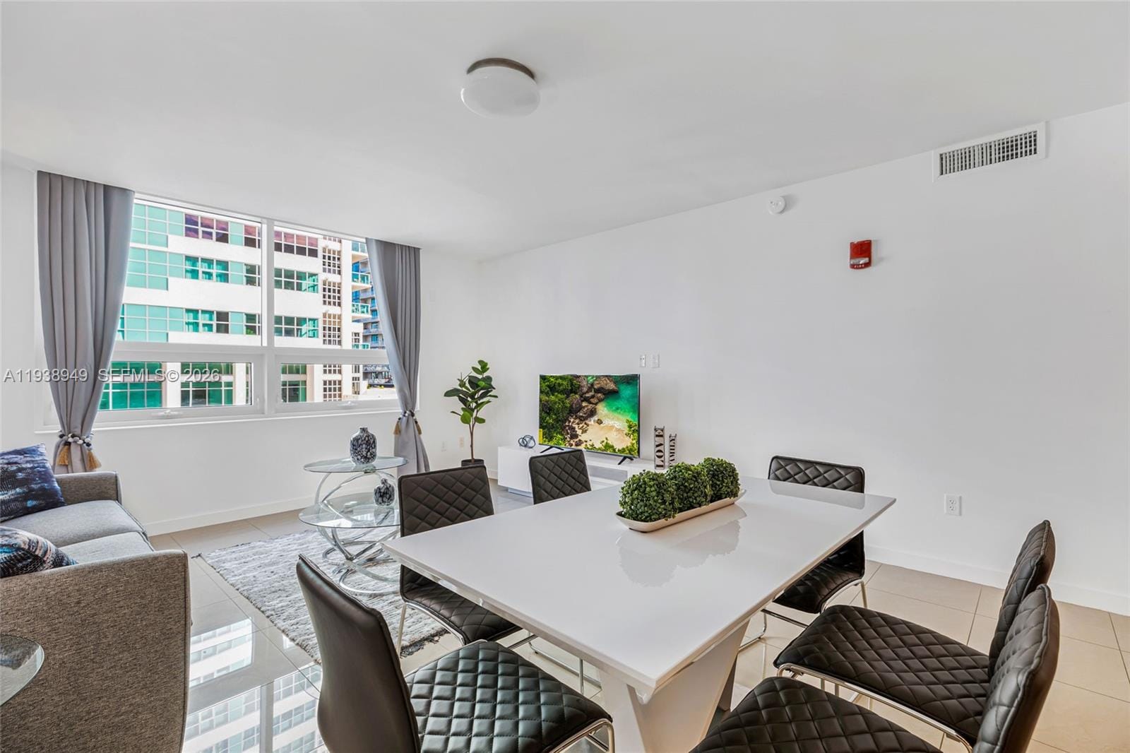 3250 NE 1st Avenue 603 — photo 9