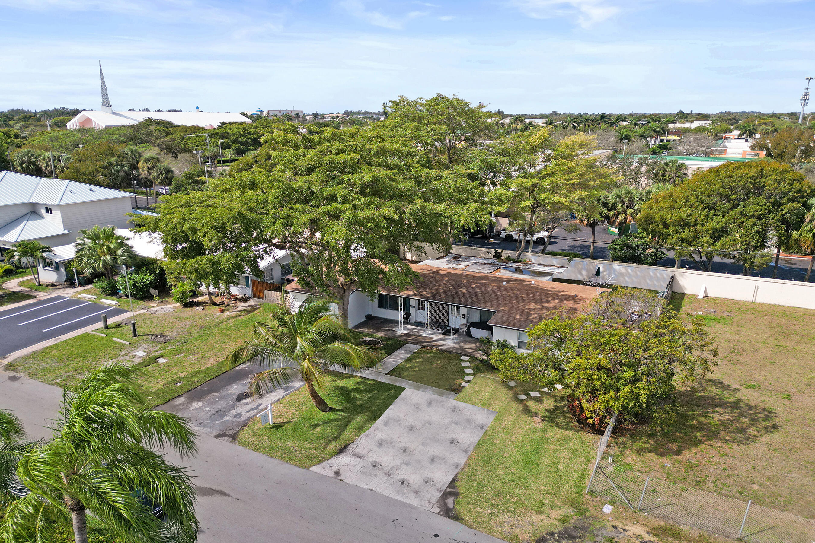 2461 NE 20th Avenue, Lighthouse Point, FL 33064, Lighthouse Point