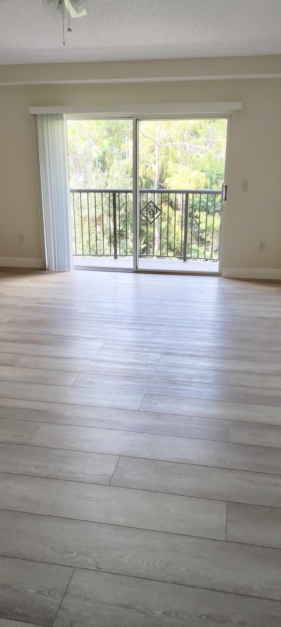 1000 Crestwood Court S 1008 — photo 2