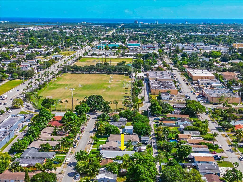 2432 Sherman Street, Hollywood, FL 33020, Hollywood
