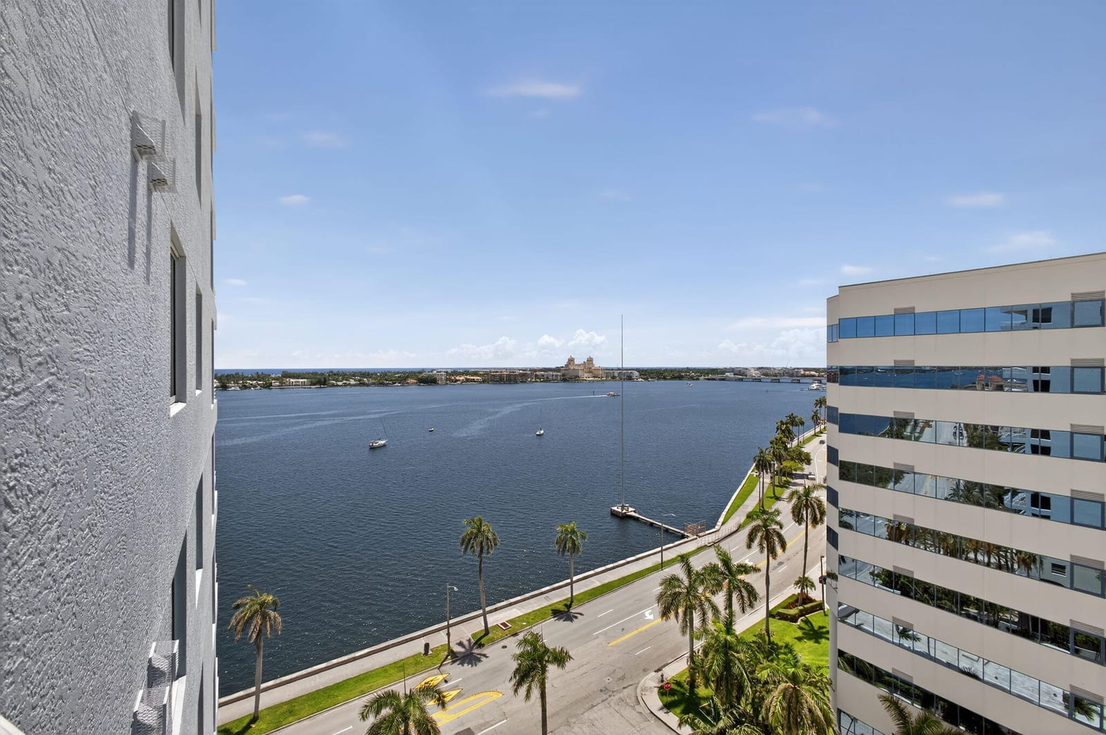 1551 N Flagler 1217 Drive 1217, West Palm Beach, FL 33401