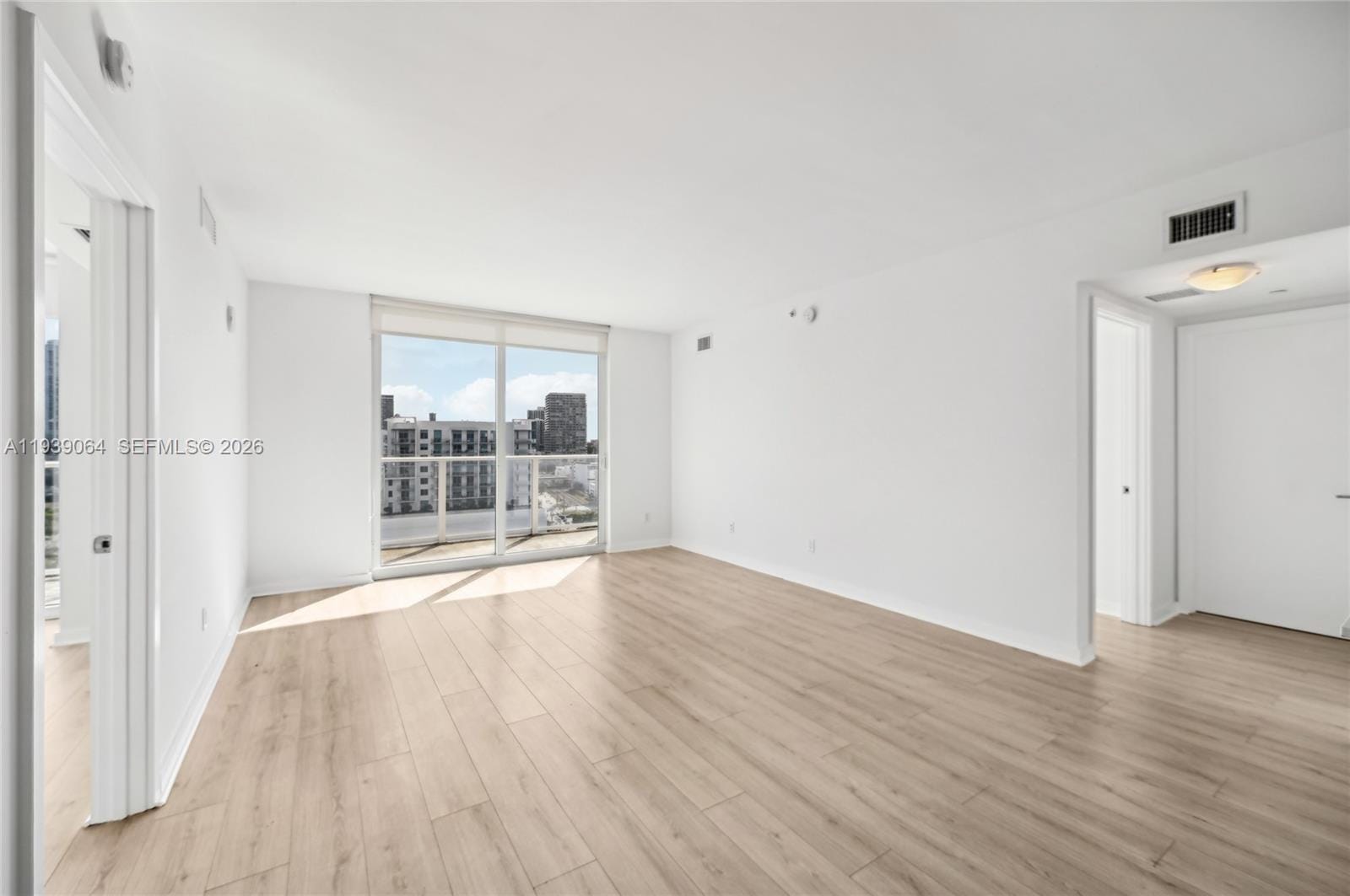 4250 Biscayne Boulevard 1516 — photo 2