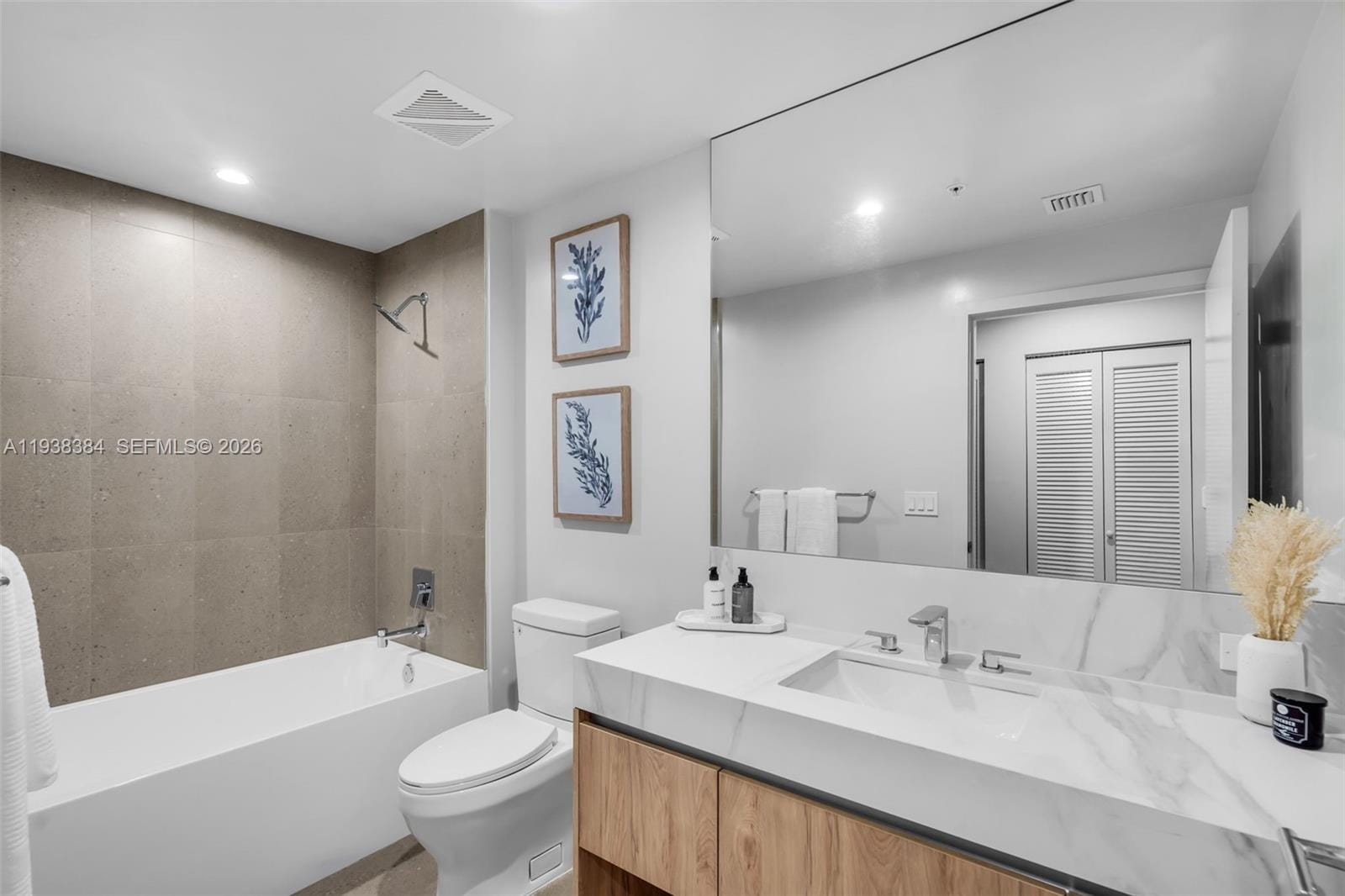 11 NE 6th Street 1607, Miami, FL 33132 photo 16