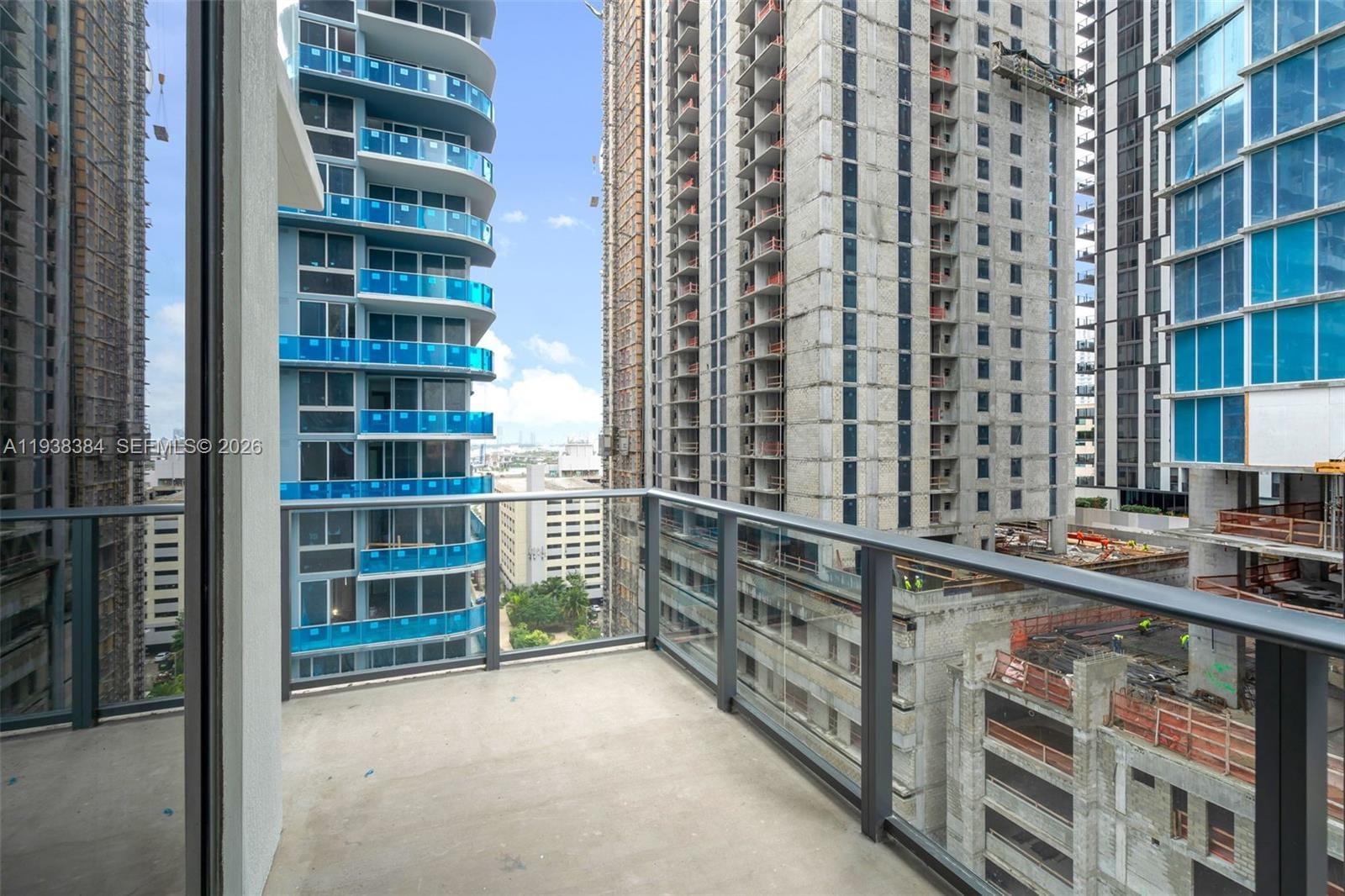 11 NE 6th Street 1607, Miami, FL 33132 photo 24