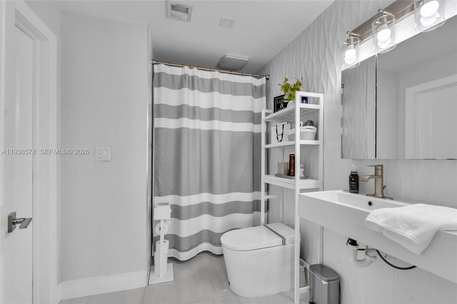 4737 NW 98th Place, Doral, FL 33178 photo 21
