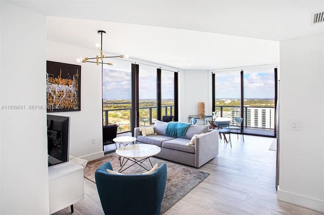 121 NE 34th Street 2616, Miami, FL 33137