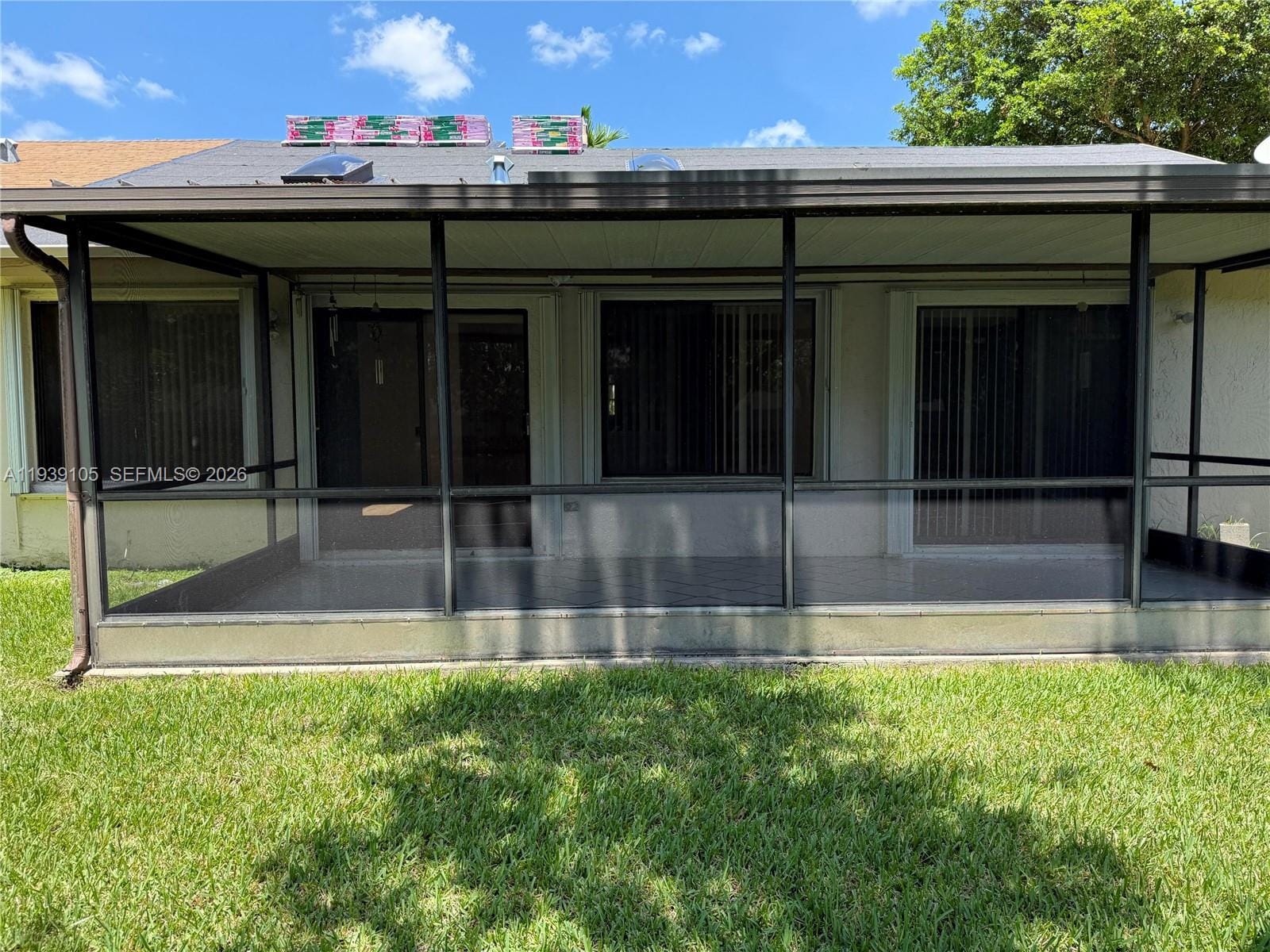 7808 NW 60th Street — photo 2