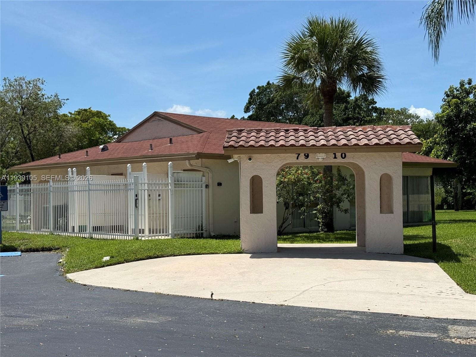 7808 NW 60th Street — photo 12