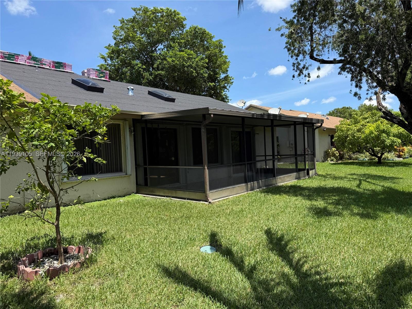 7808 NW 60th Street — photo 8