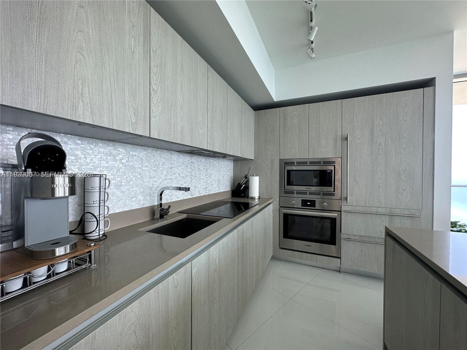 4111 S Ocean Drive 2902 — photo 9